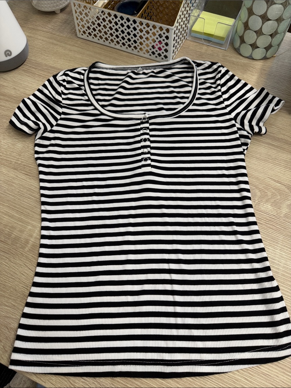 Trendy boutique Black & White Striped Short Sleeve Scoop Neck Top